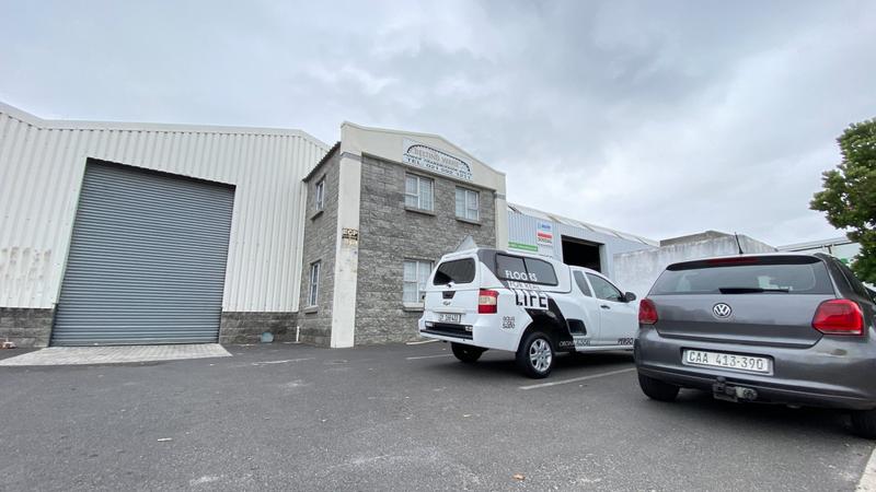 To Let commercial Property for Rent in Maitland Western Cape